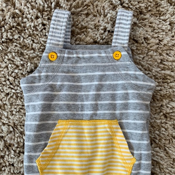 ‼️SOLD‼️Hannah Anderson- outfit - Picture 7 of 10